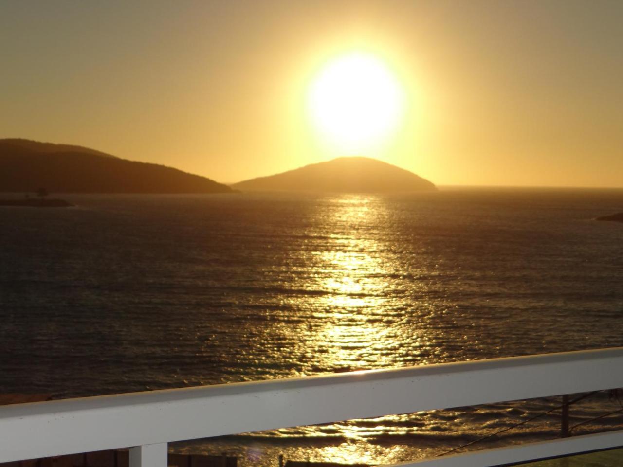 Suites Sol Da Manha อาร์ไฮยัล โด กาโบ ภายนอก รูปภาพ